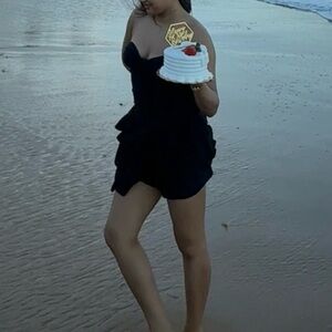 Forever 21 Black Zipper Detail dress